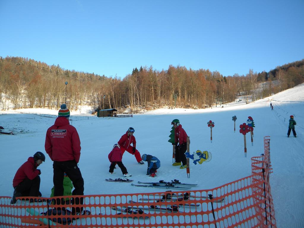 Penzion A Apartmany Skipark Hrabesice Krasne Экстерьер фото